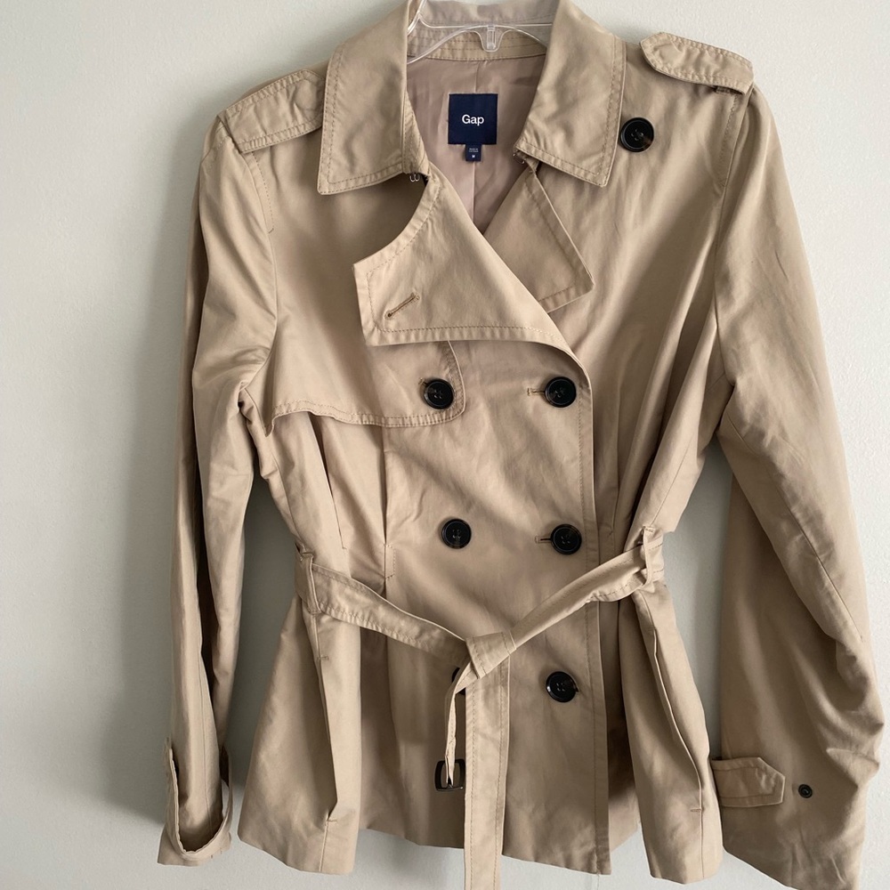 Gap Factory Women's Modern Trench
Coat Khaki Size medium